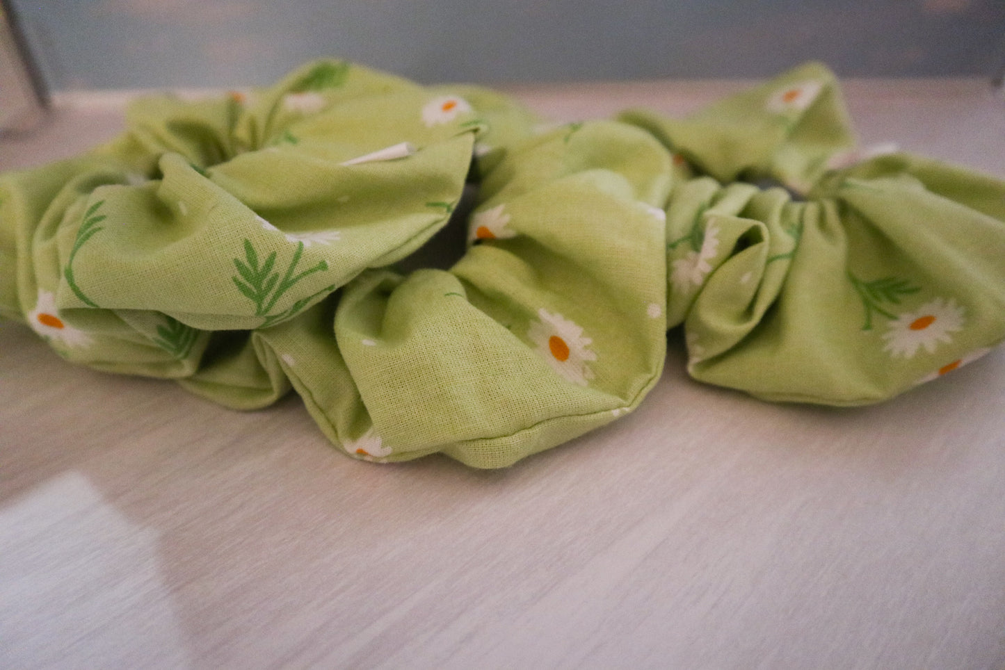 Daisy Scrunchie