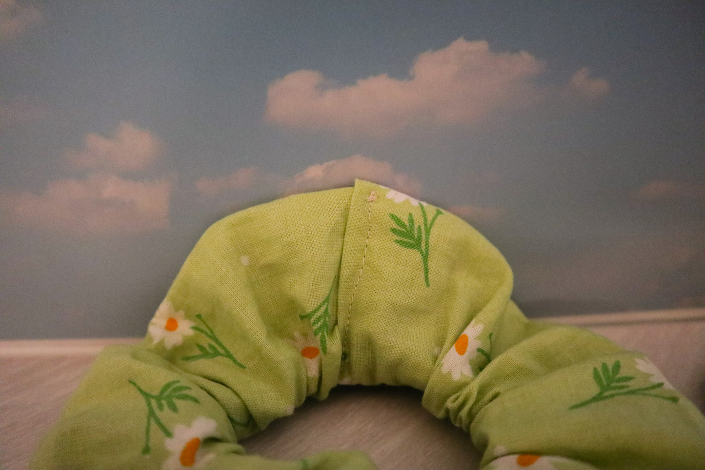 Daisy Scrunchie