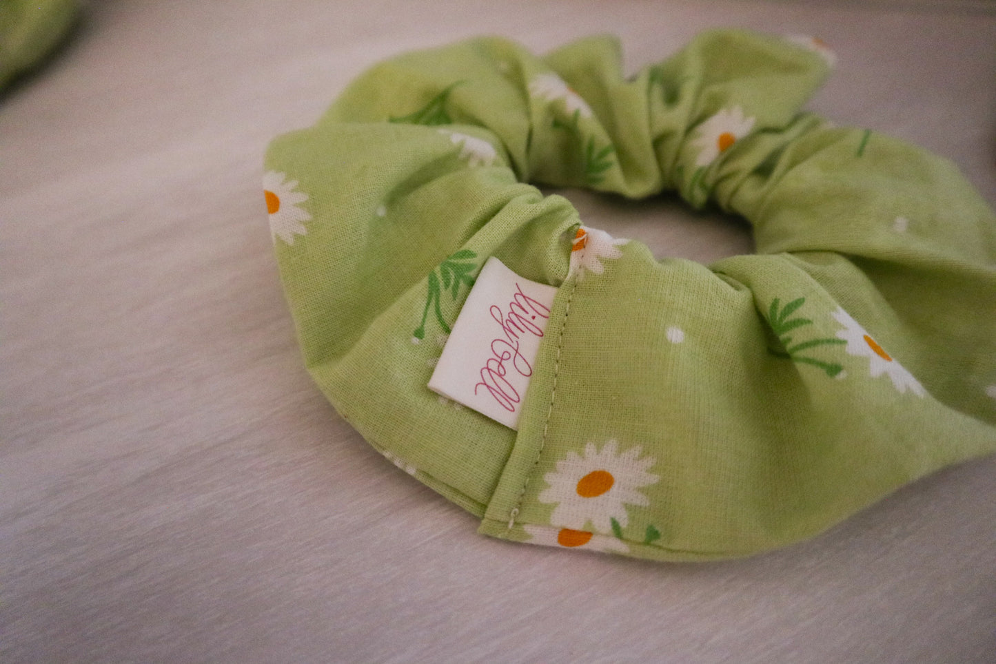 Daisy Scrunchie